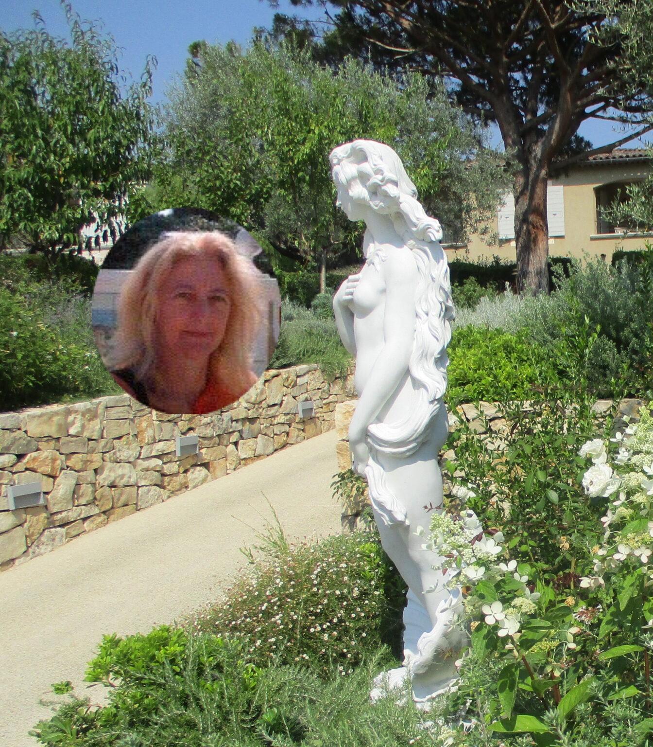 portrait statue